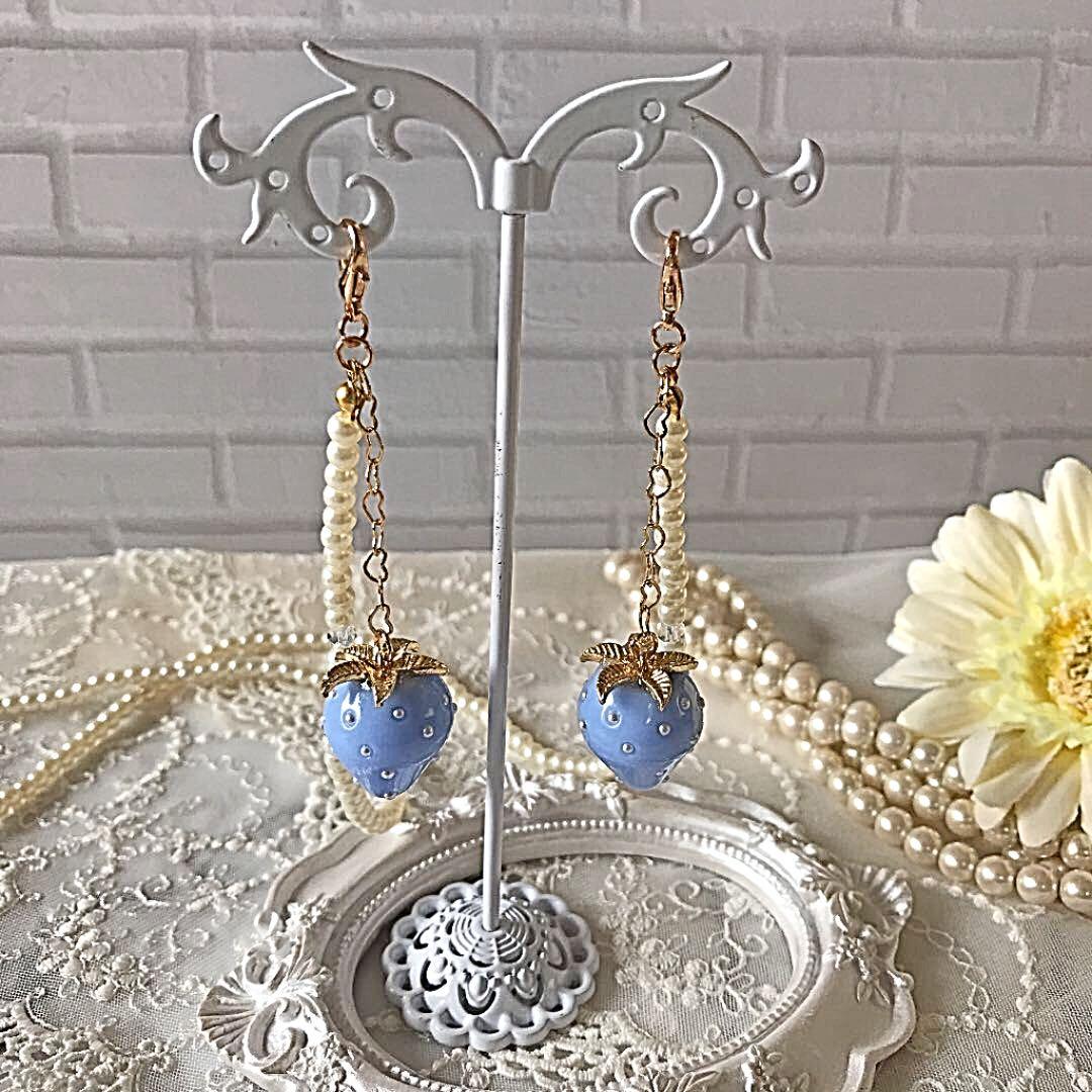 ♪419❤️ 苺　いちご　パール　ブルー　ガラスパール　マスクチェーン　マスク