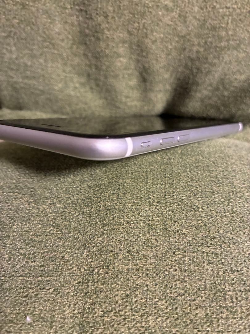 Apple iPhone se2 ホワイト 64gb SIMフリー 本体のみ