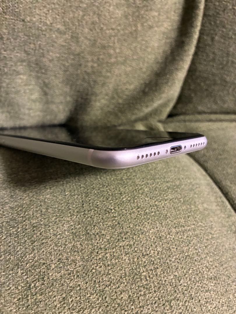 Apple iPhone se2 ホワイト 64gb SIMフリー 本体のみ