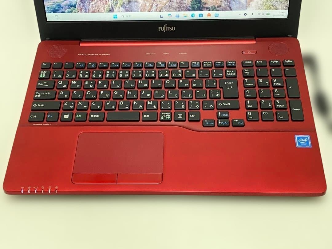 富士通ノートパソコン Celeron/8GB/新品SSD/Windows11