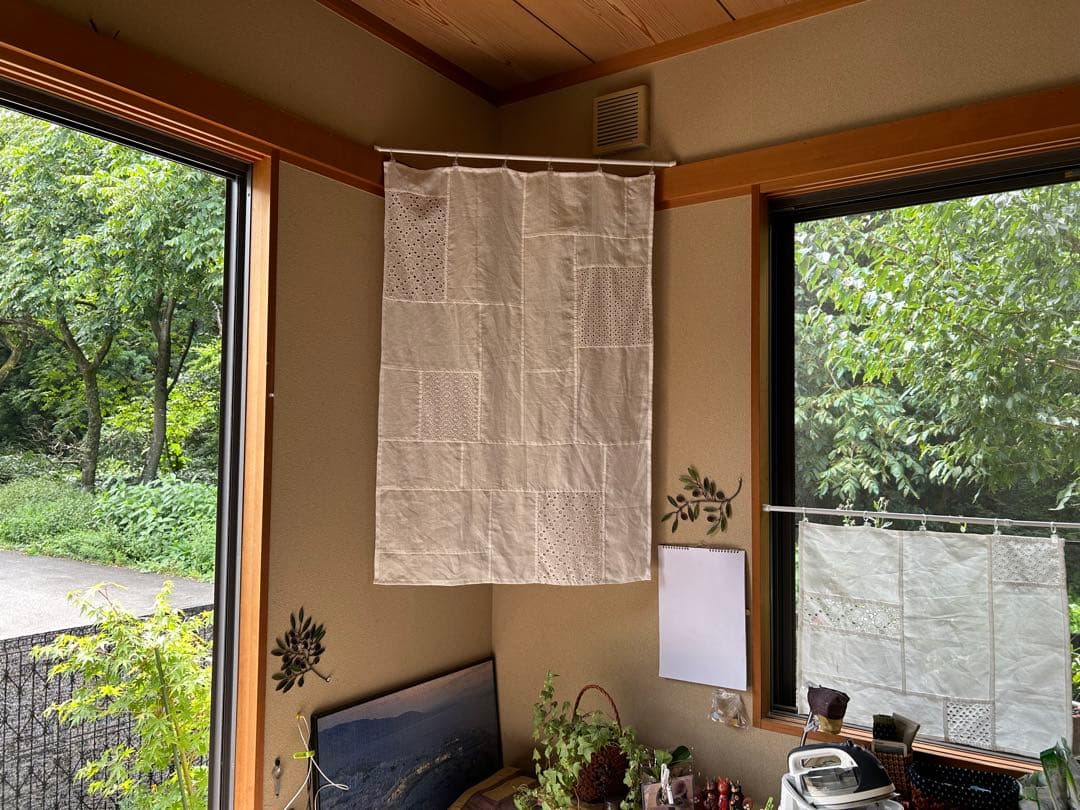 「オフと草花の穴刺繍」麻ポジャギ