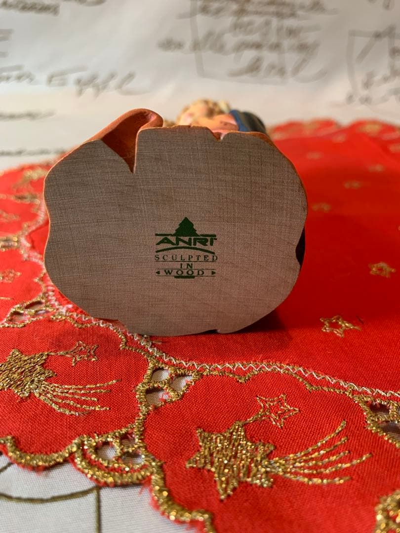 ANRIアンリ人形　レアな約12㎝のイエス様を抱いたマリア様！可愛いです！