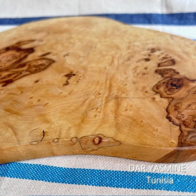 オリーブの木 個性あふれる１点もの　薄型　それぞれの個性　約27.5cm