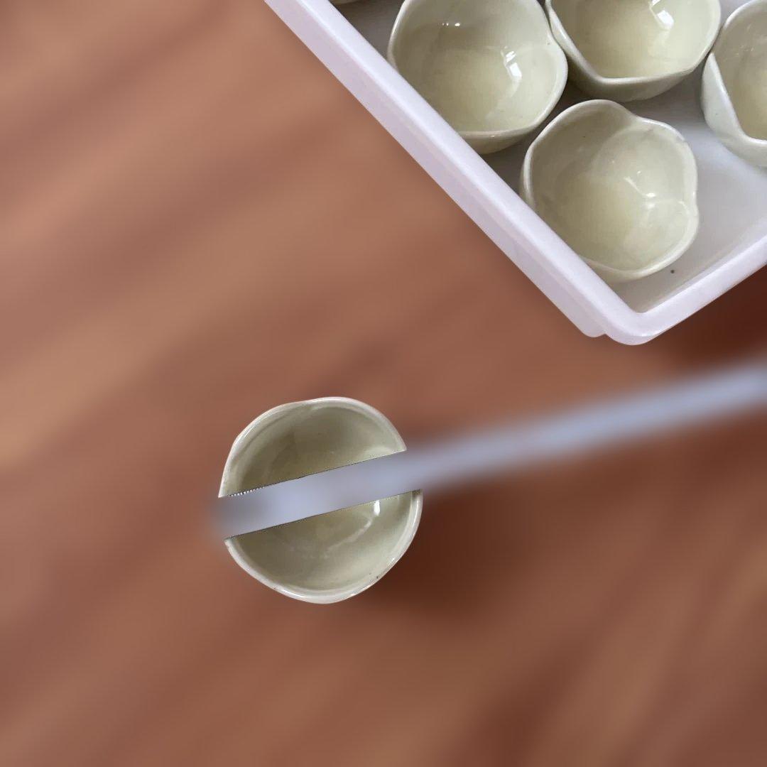 花形クリーム色陶器小鉢２０個