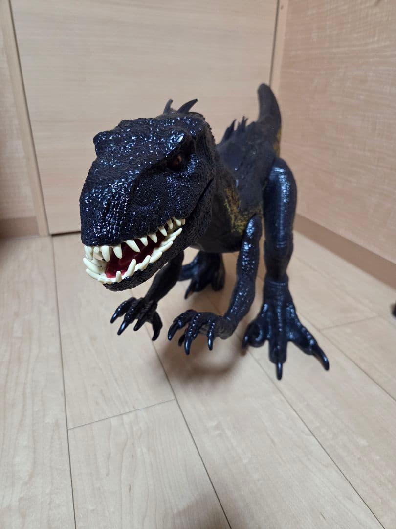 マテル　ジュラシックワールド スーパービッグ　インドラプトル