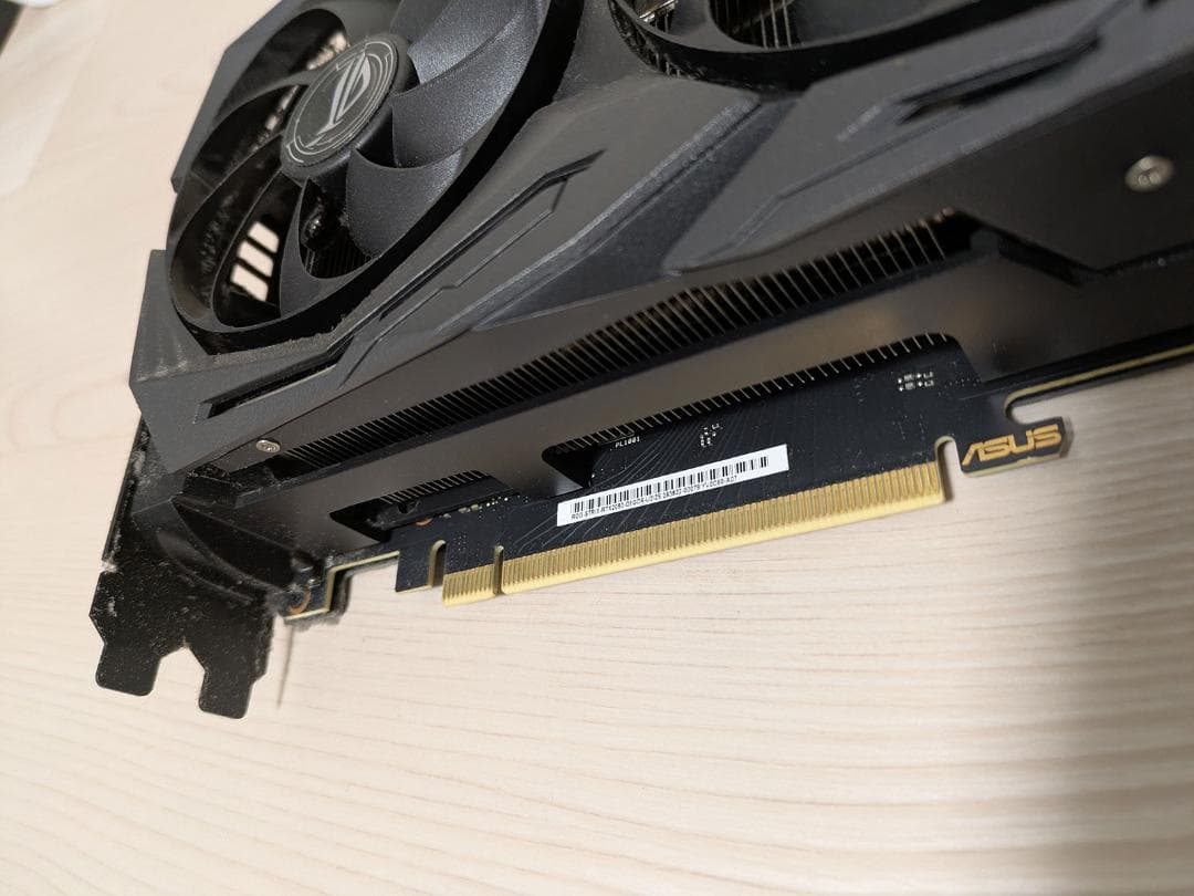 ROG-STRIX-RTX2080-O8G-GAMING【化粧箱ほかあり美品】