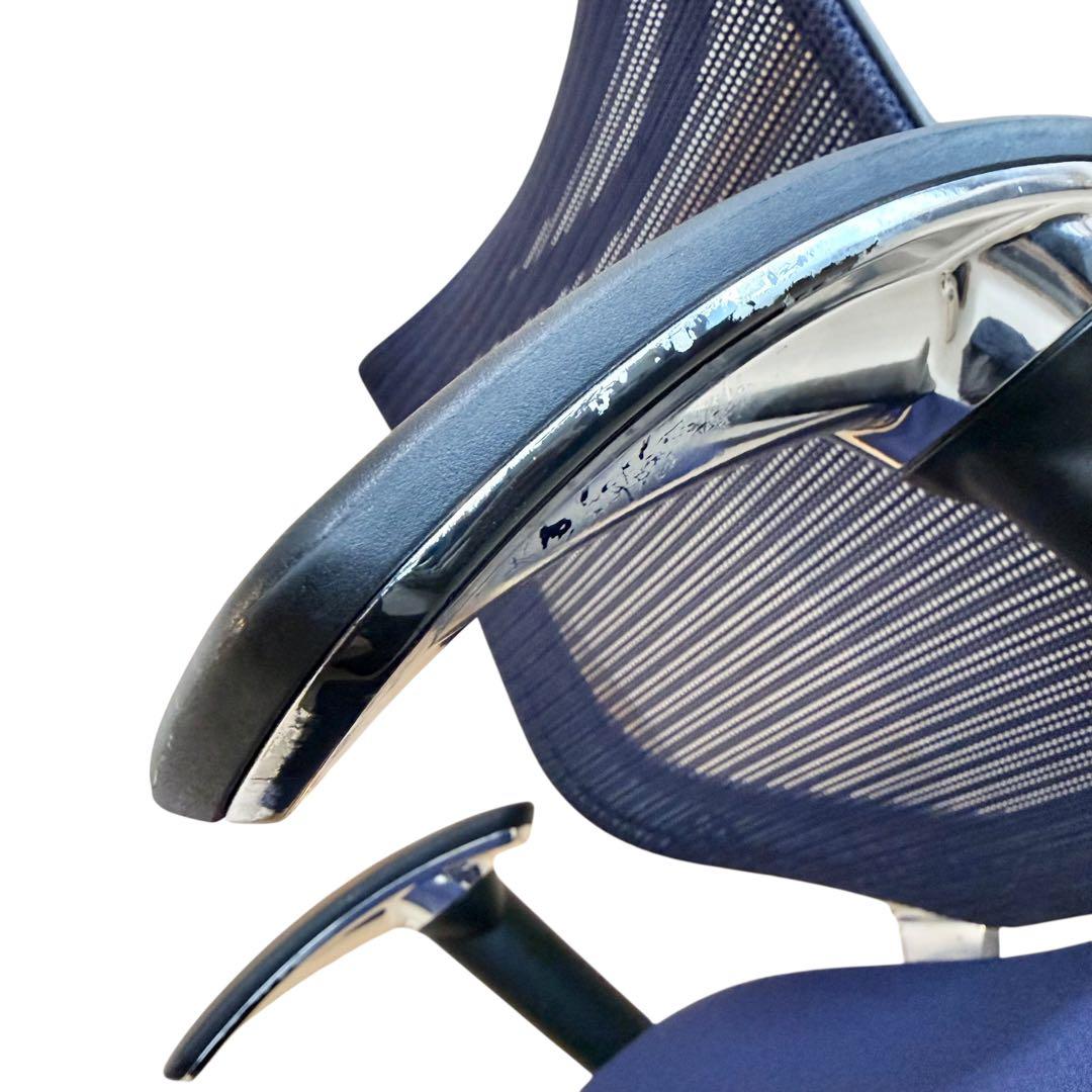 【okamura】オカムラ バロンチェア メッシュ ネイビー 肘付