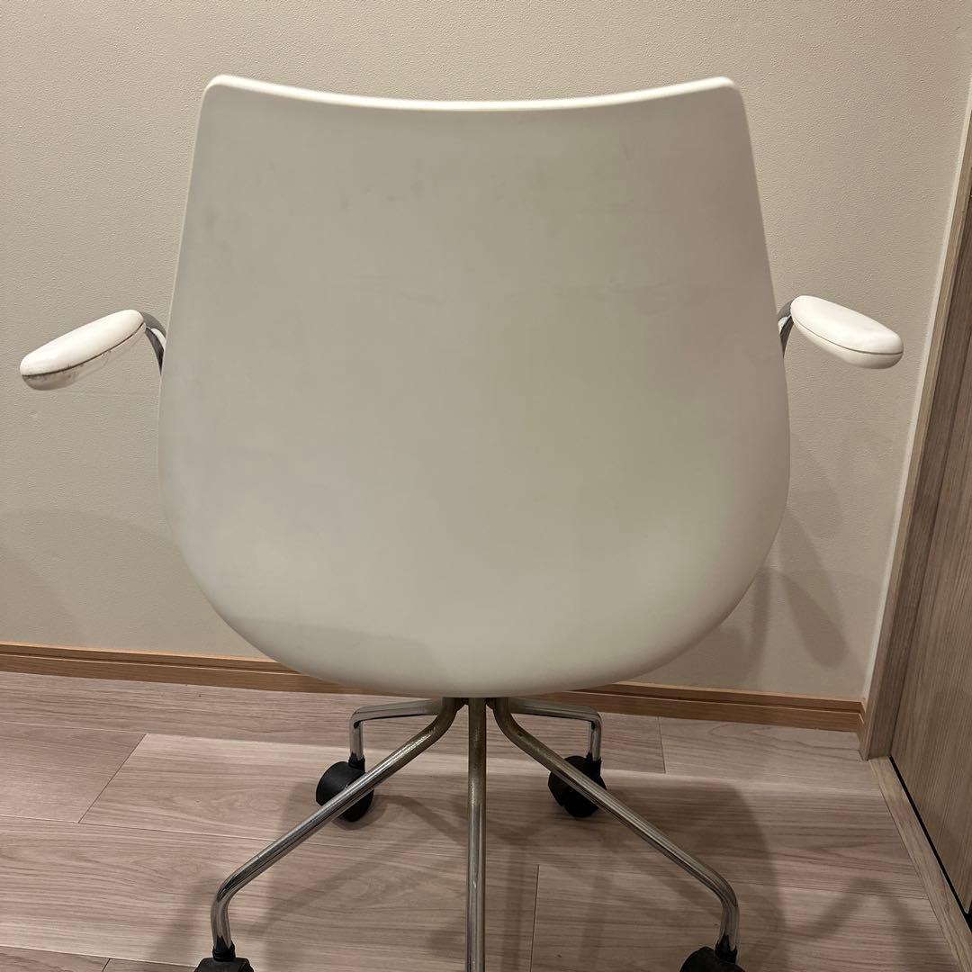 Kartell カルテル マウイチェア アーム キャスター付
