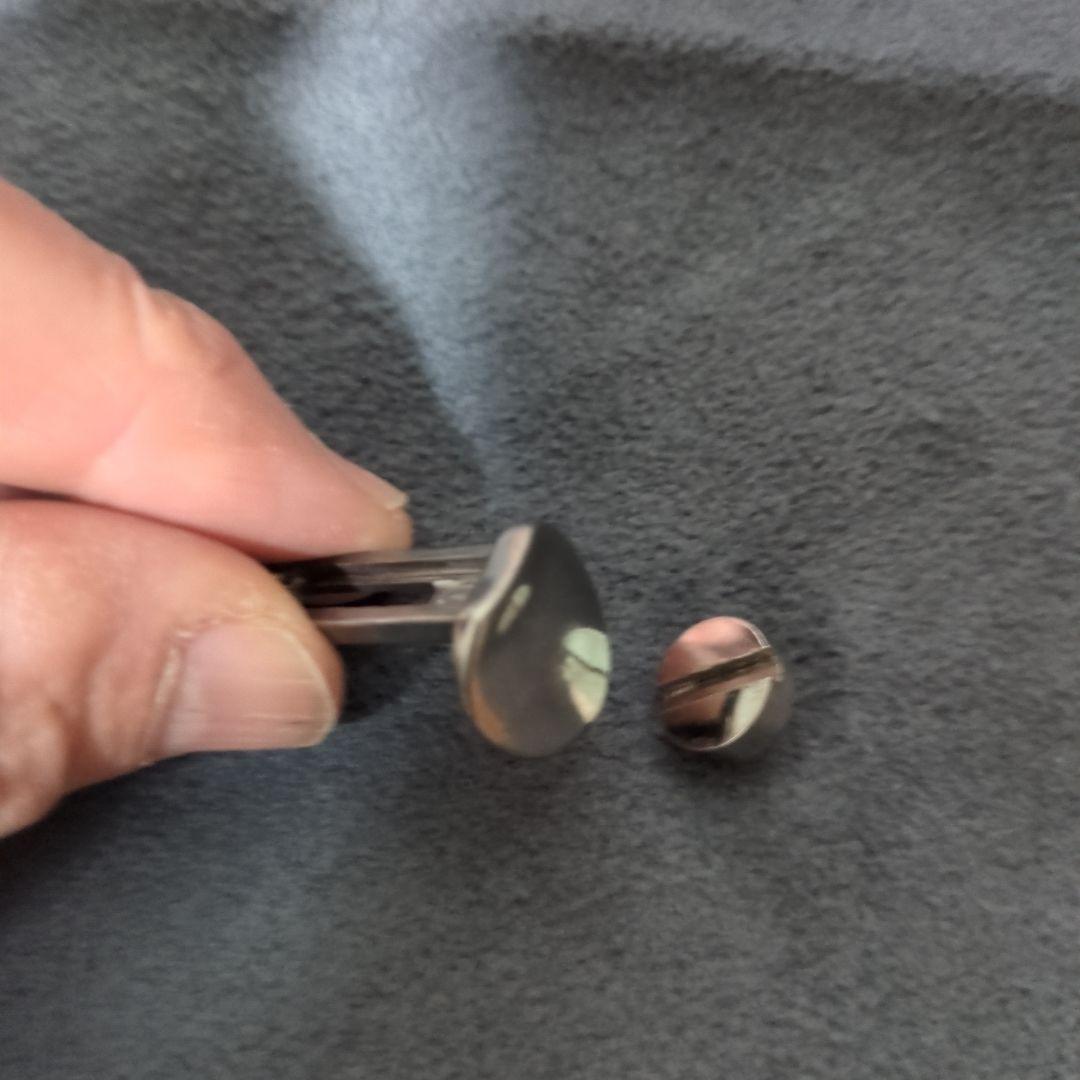 ブルズアイ　総銀製（ガンメタメッキ）指かけ　クラリネットクランポン用