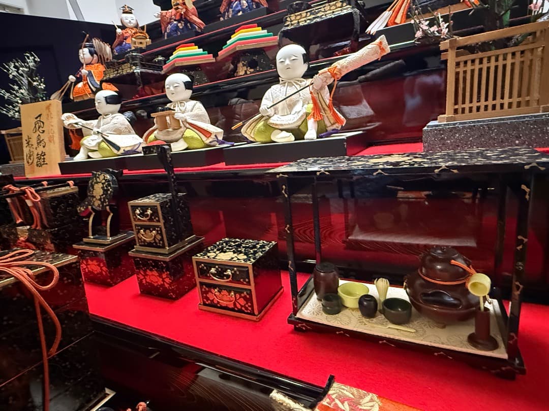 【引き取り希望】原米州ひな人形7段飾り