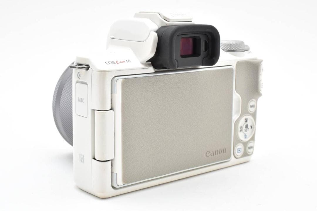 Canon EOS Kiss M ホワイト S数3000回以下 標準レンズ付