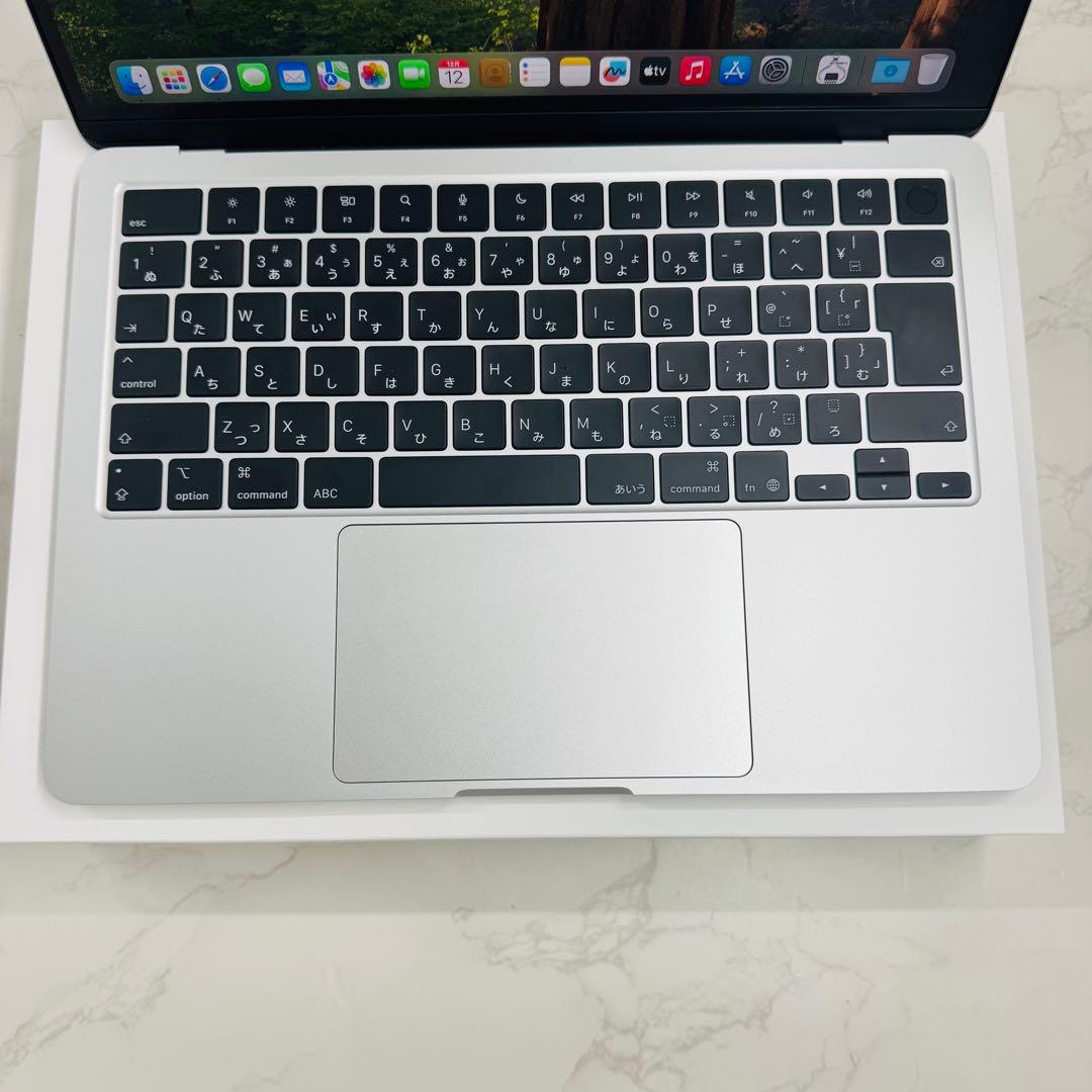 保証付き MacBook Air 2025 M4 16GB 512GB