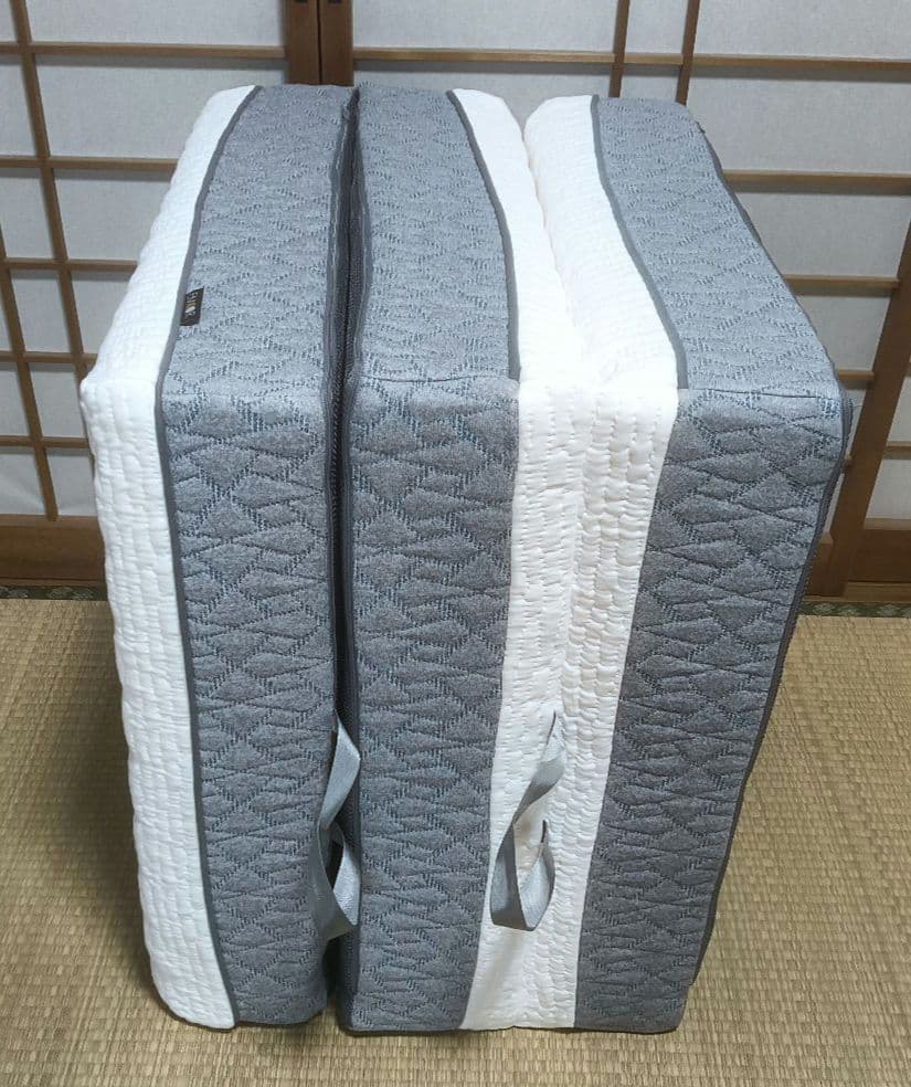 EMOOR 折りたたみマットレス グレー・ホワイト