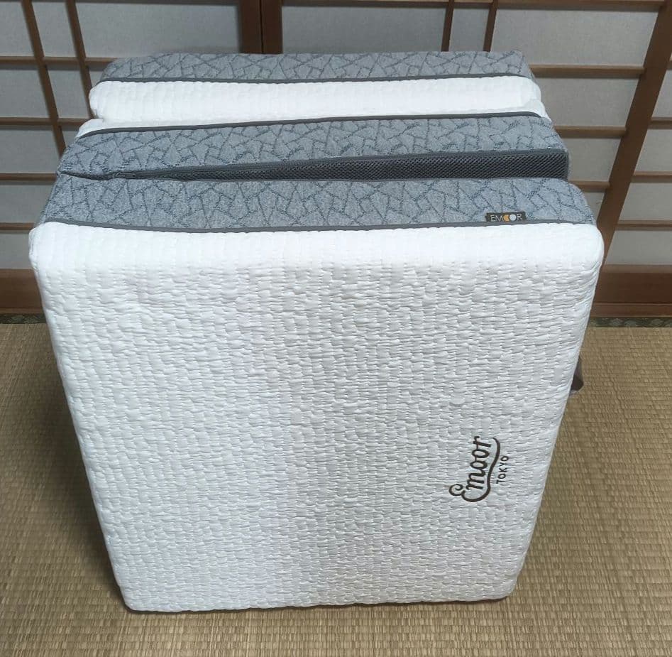 EMOOR 折りたたみマットレス グレー・ホワイト