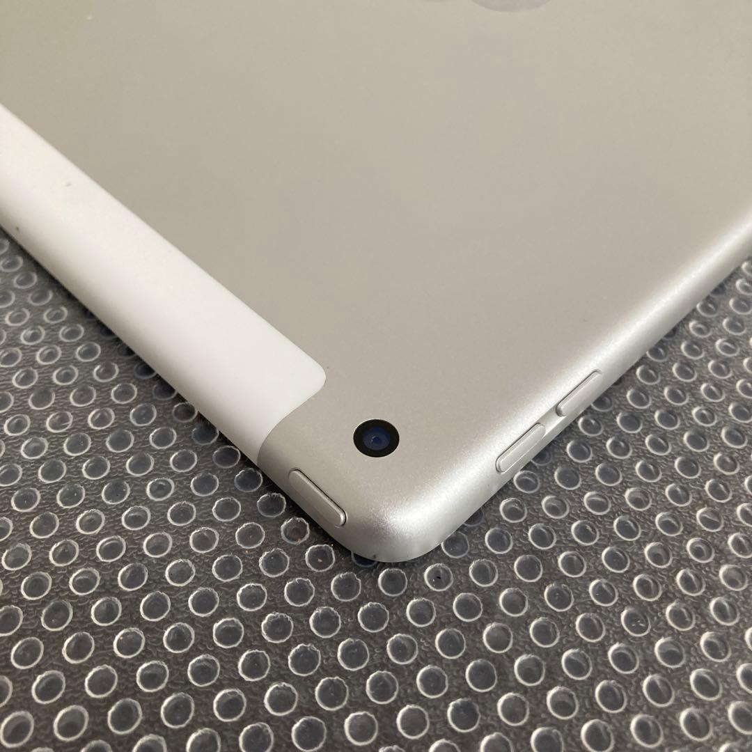 4119【早い者勝ち】美品☆iPad7 第7世代 32GB SIMフリー☆
