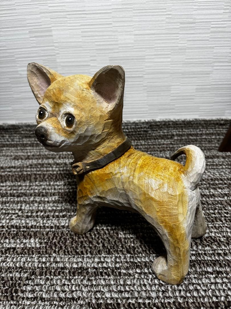ハンドメイド 木彫り 手彫り チワワ 一点物 置物 インテリア オブジェ