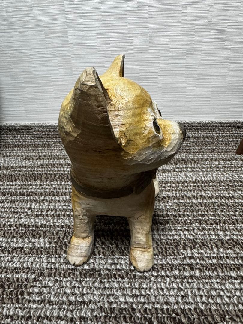 ハンドメイド 木彫り 手彫り チワワ 一点物 置物 インテリア オブジェ