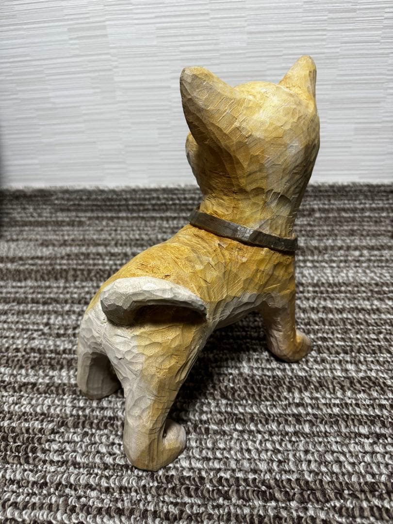 ハンドメイド 木彫り 手彫り チワワ 一点物 置物 インテリア オブジェ