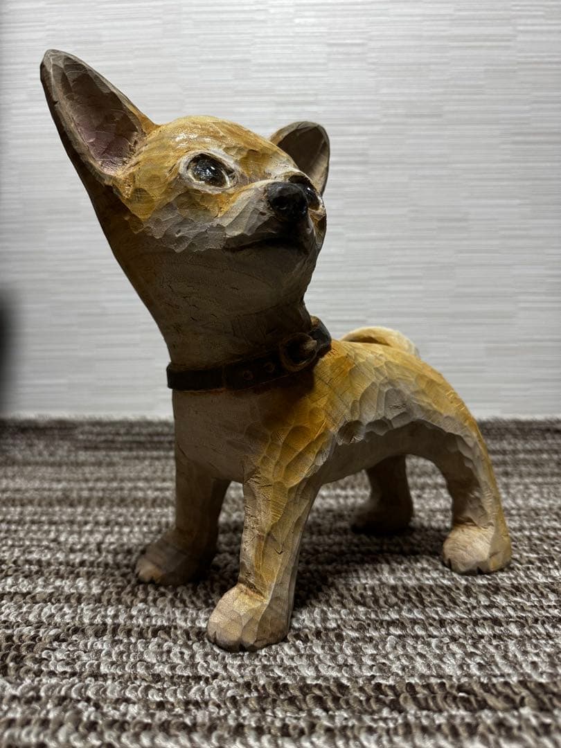 ハンドメイド 木彫り 手彫り チワワ 一点物 置物 インテリア オブジェ
