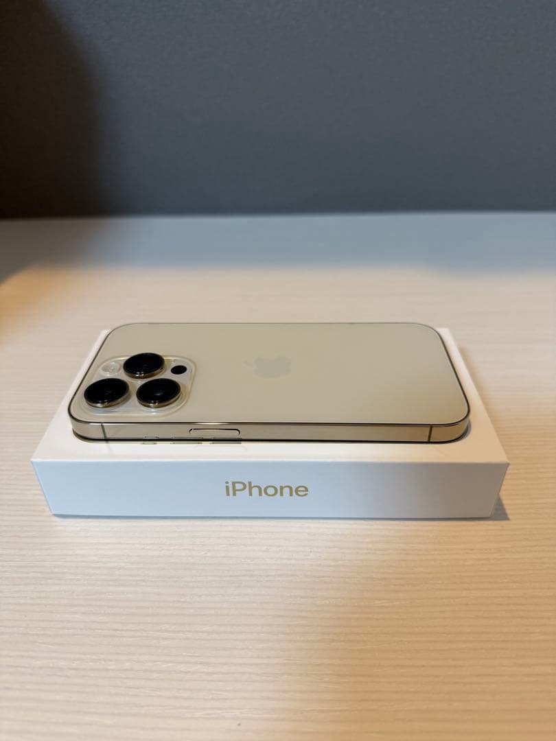 【最終お値引き】iPhone14pro256GB SIMフリー　ゴールド