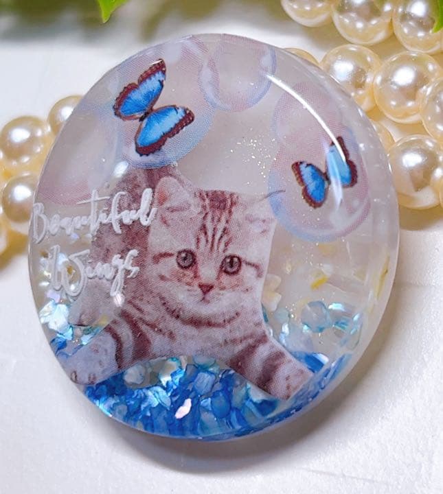 ぼたもち様お取置きです。レジンヘアゴム しゃぼん玉と猫と蝶々No.321