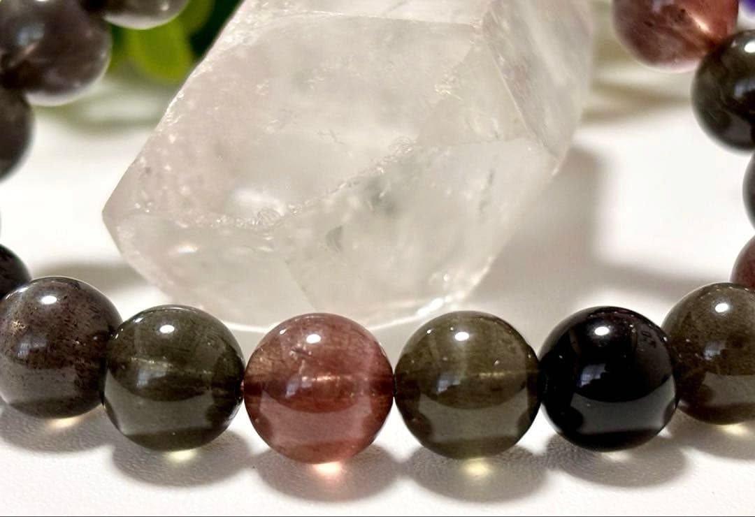 究極品質　光り輝く幸運の羅針盤　幻のパーティーカラースキャポライトキャッツアイ