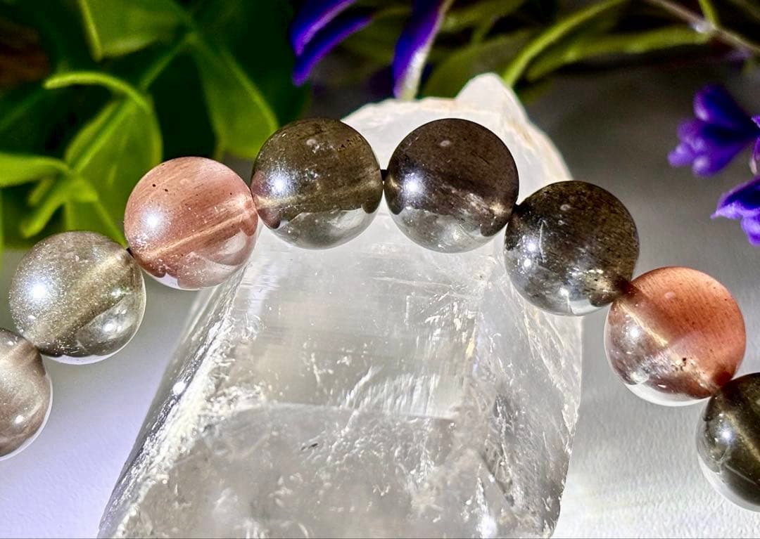 究極品質　光り輝く幸運の羅針盤　幻のパーティーカラースキャポライトキャッツアイ