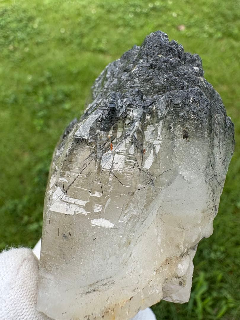 【匿名発送】シガール渓谷産　トルマリンインクォーツ 蝕像