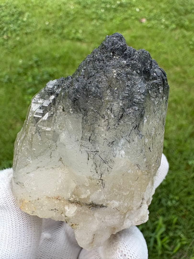 【匿名発送】シガール渓谷産　トルマリンインクォーツ 蝕像