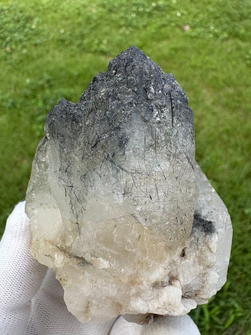 【匿名発送】シガール渓谷産　トルマリンインクォーツ 蝕像