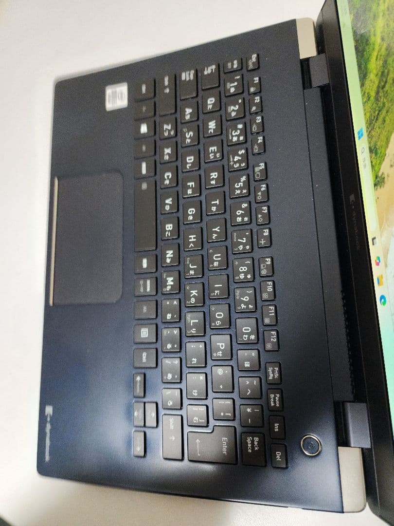 超軽量859g dynabook 第10世代i5 8GB 256GB ノートPC