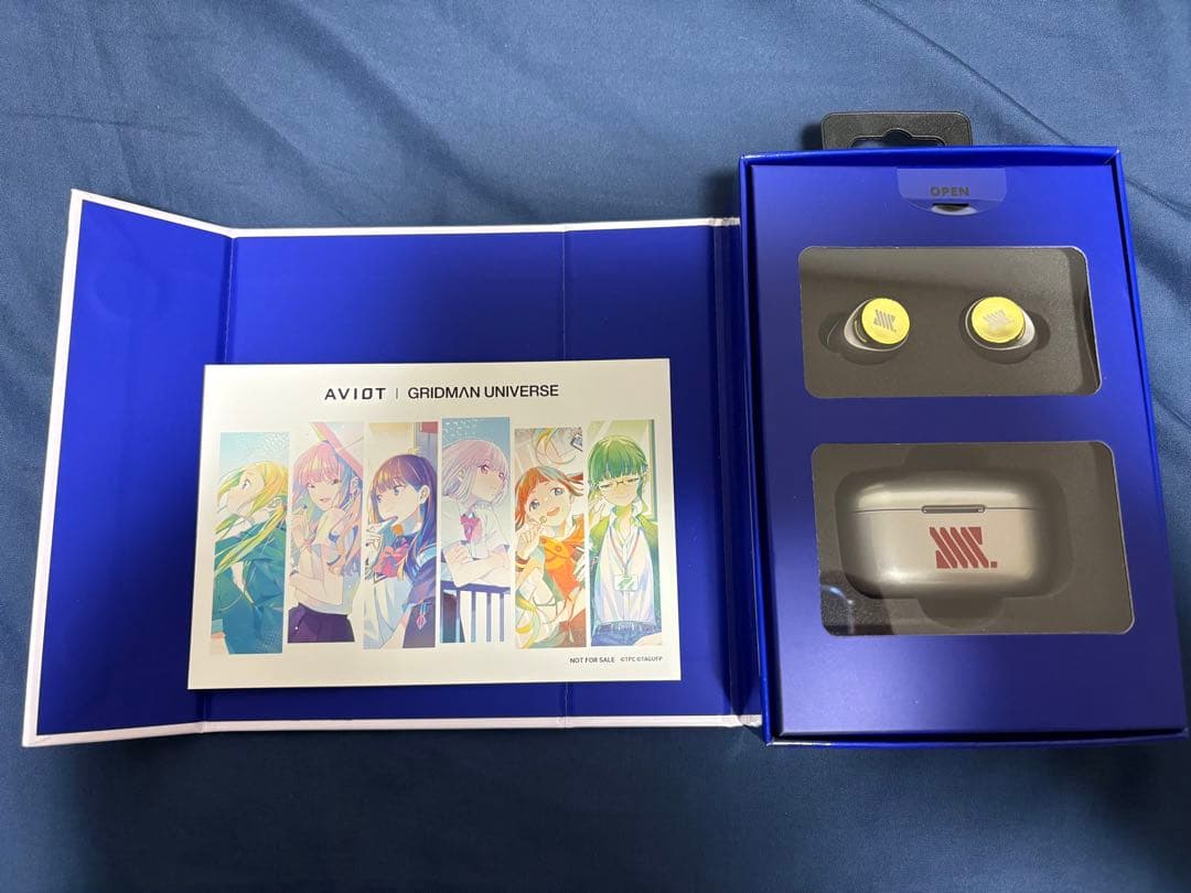 【*す様 AVIOT ワイヤレスイヤホン グリッドマンユニバース