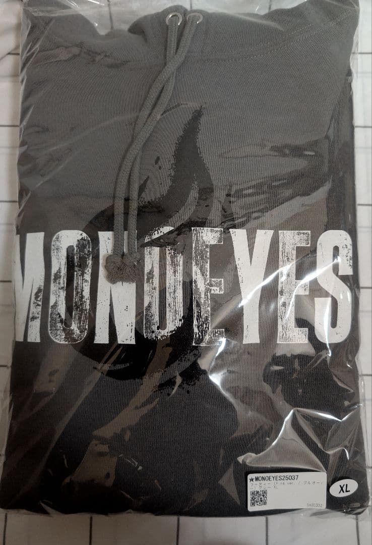 MONOEYES　フーディー グレー　XL