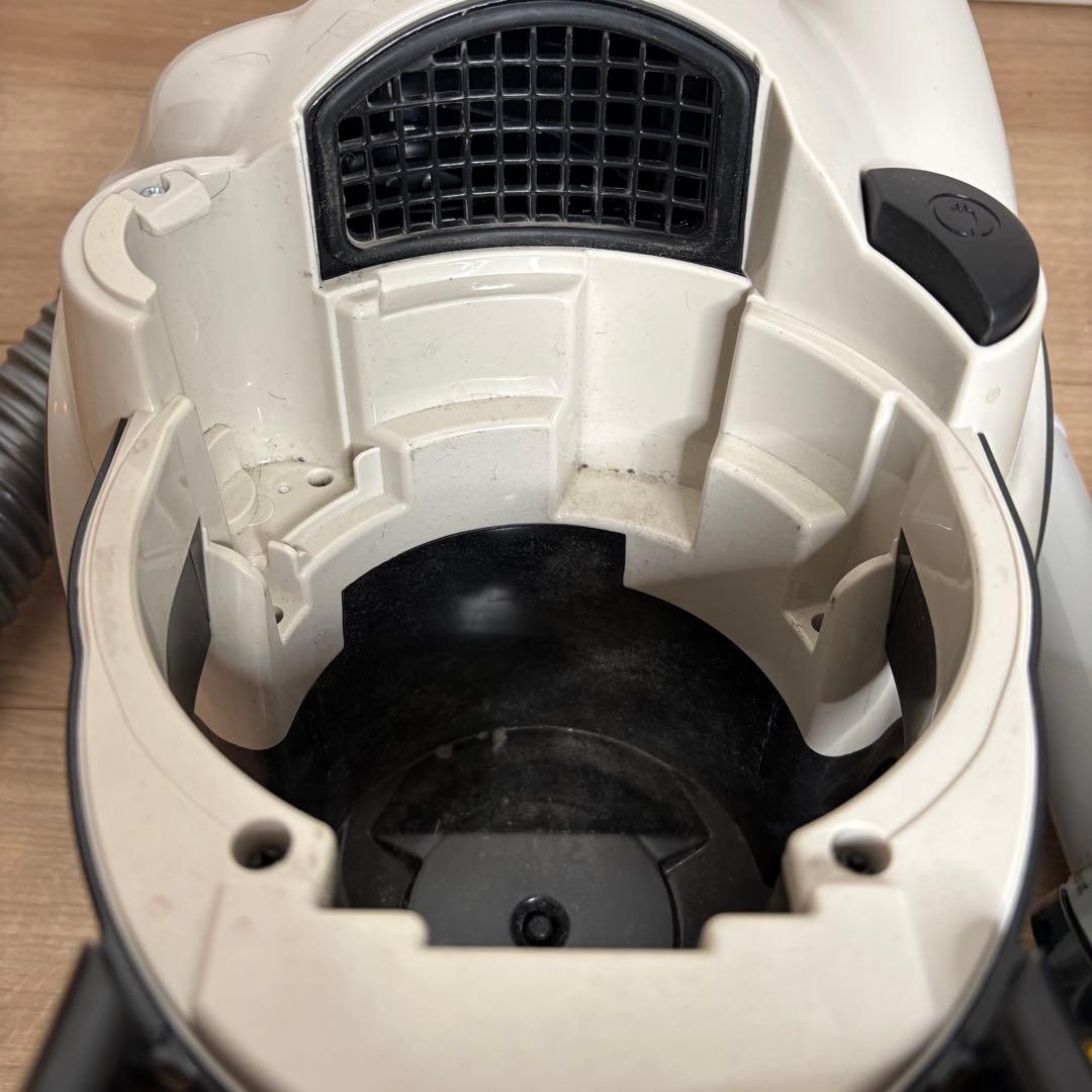 SHARP サイクロン式キャニスター掃除機 本体　EC-CT12-C