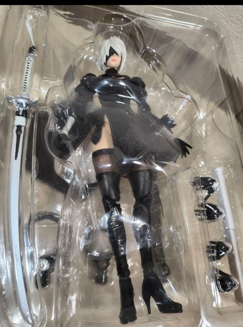 NieR: Automata 2B フィギュア PLAY ARTS