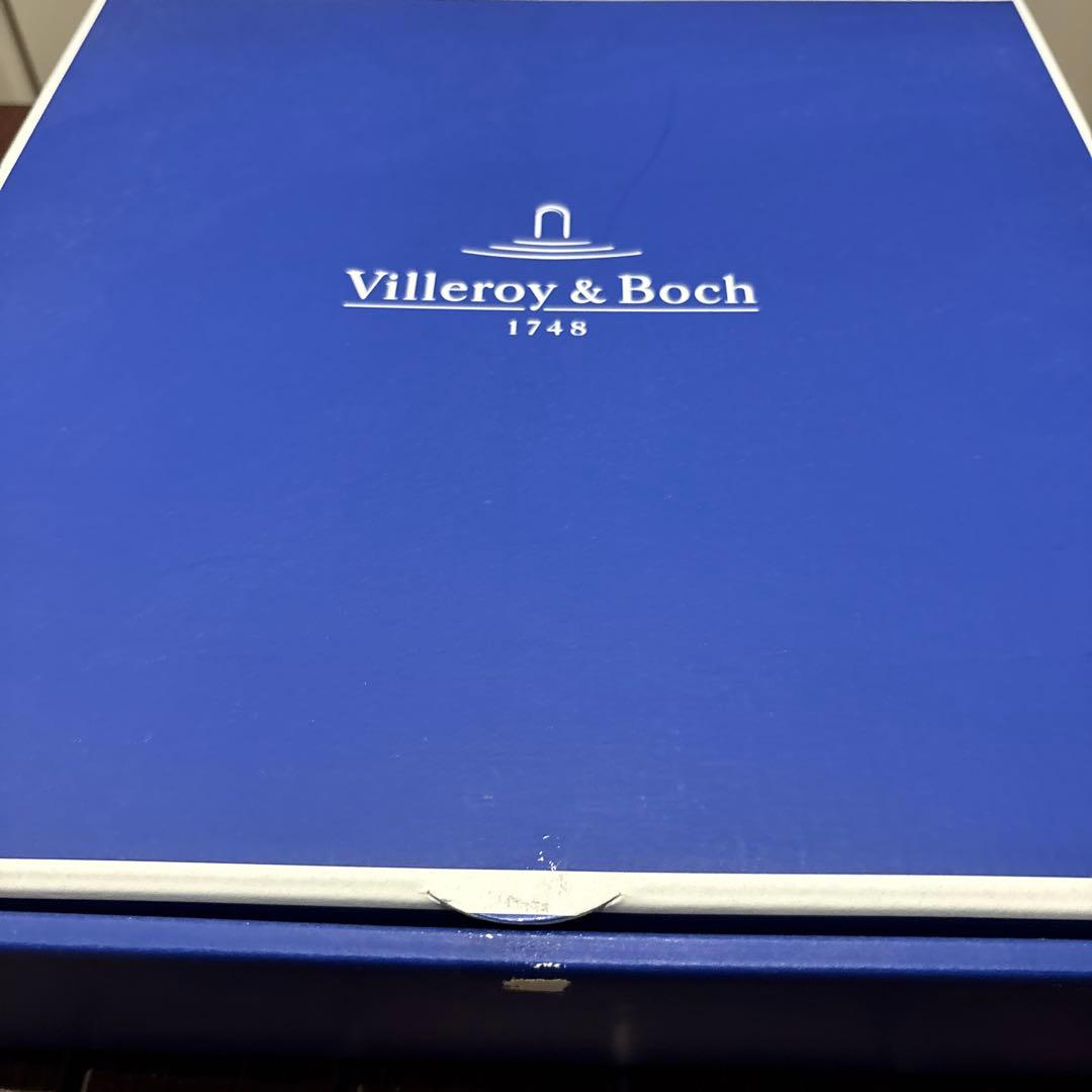 新品未使用　ビレロイ＆ボッホ テーブルウェア　ホワイトプレート　大小２枚セット