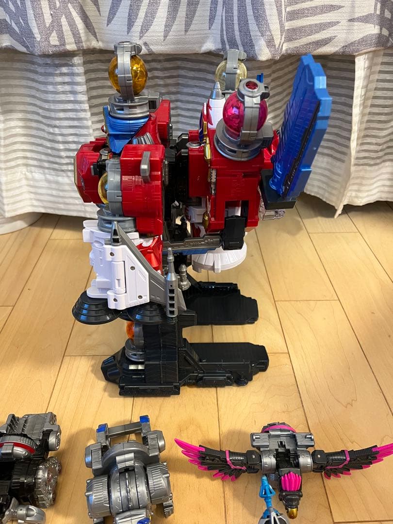 宇宙戦隊キュウレンジャー　キュウレンオー