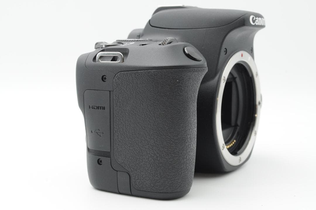 ★ほぼ新品④★新生活応援★ Canon EOS Kiss x9 ダブルレンズ