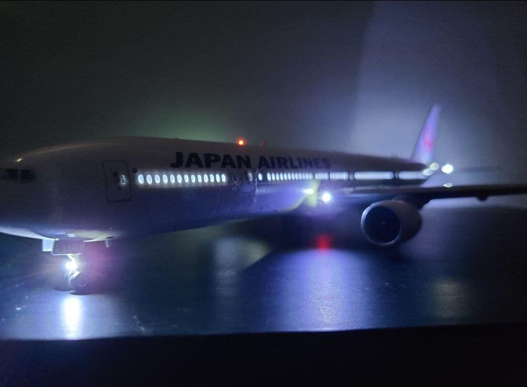 JAL Boeing 777-300 LED仕様完成品