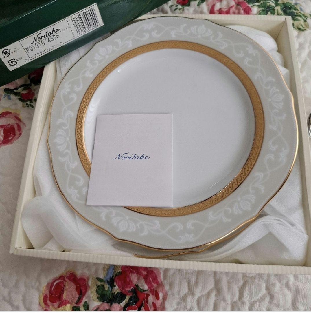 10/2値下⭐ロイヤルドルトンのケーキサーバー&ノリタケプレート