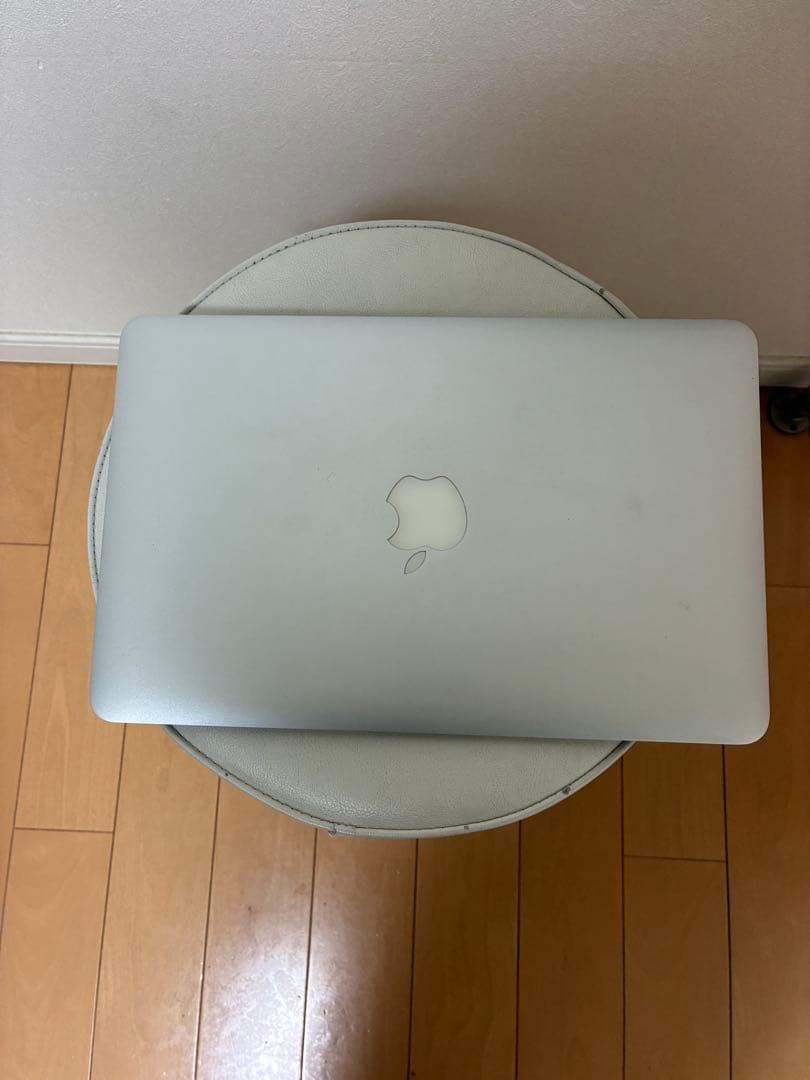 【箱有】MacBook Air (11-inch, Early 2015)