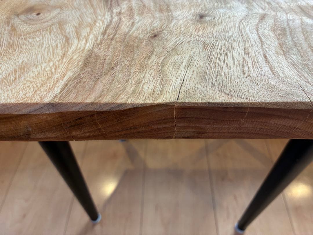 【現品限り】国産楠（くすのき） 無垢一枚板サイドテーブル