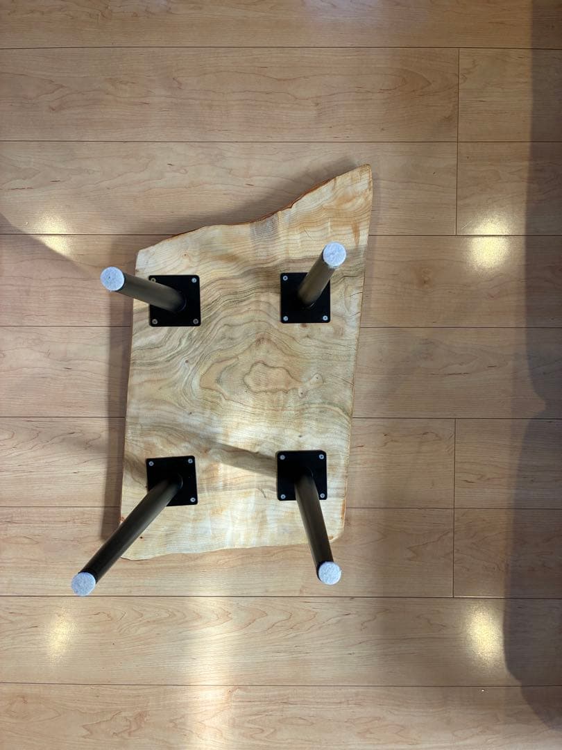 【現品限り】国産楠（くすのき） 無垢一枚板サイドテーブル