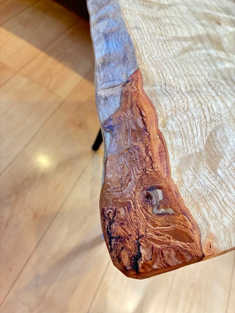 【現品限り】国産楠（くすのき） 無垢一枚板サイドテーブル