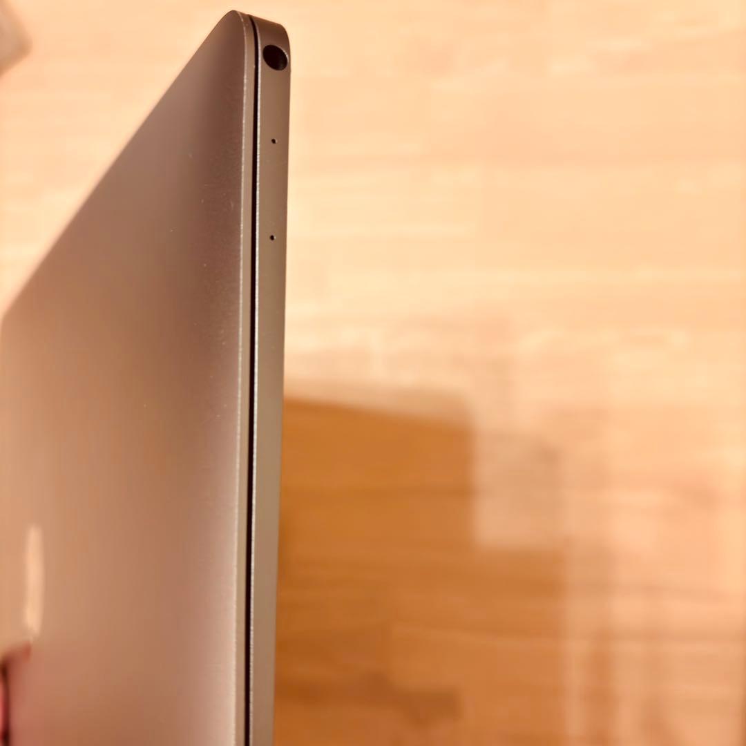 （充電回数:121回）Apple MacBook 12インチ MJY32J/A