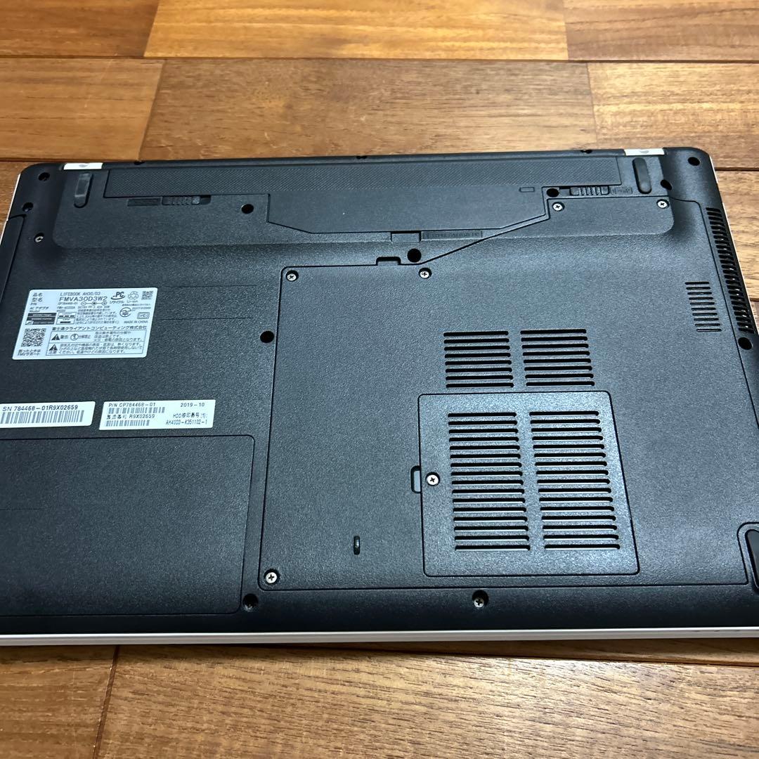 その他ノートPC本体 FMVA30D3W2