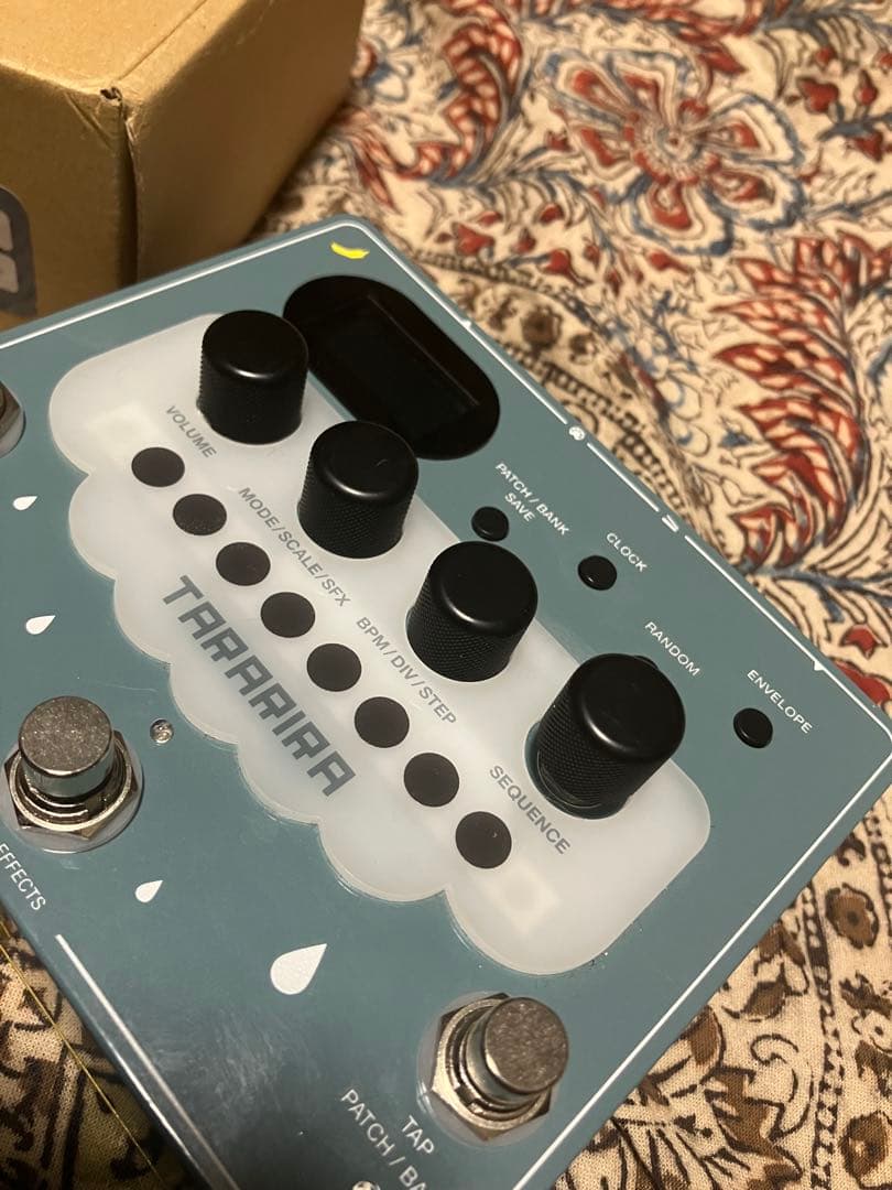 ギター Bananana Effects Tararira