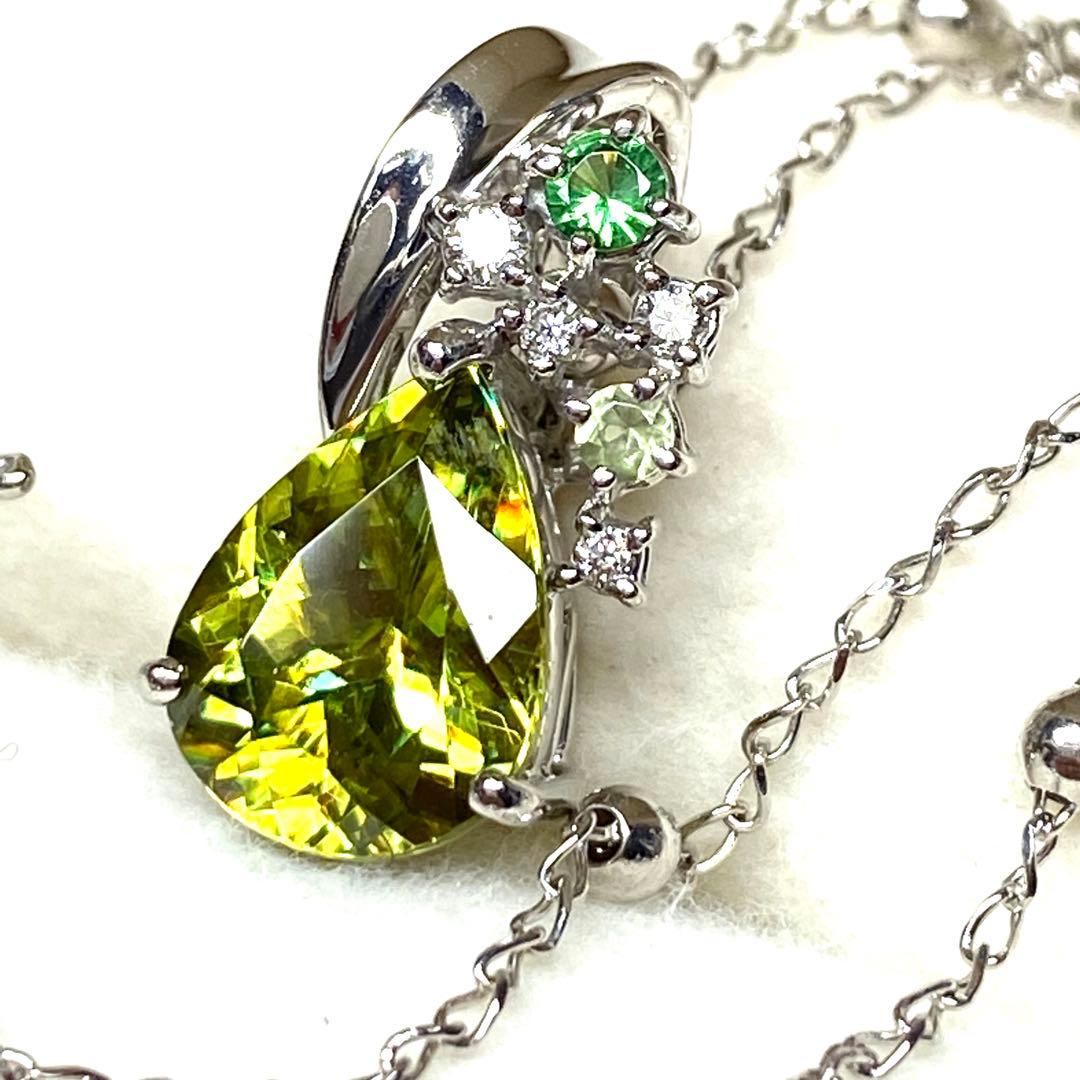 Hana スフェーン 2.92ct ペンダント トップ ダイヤ K18WG