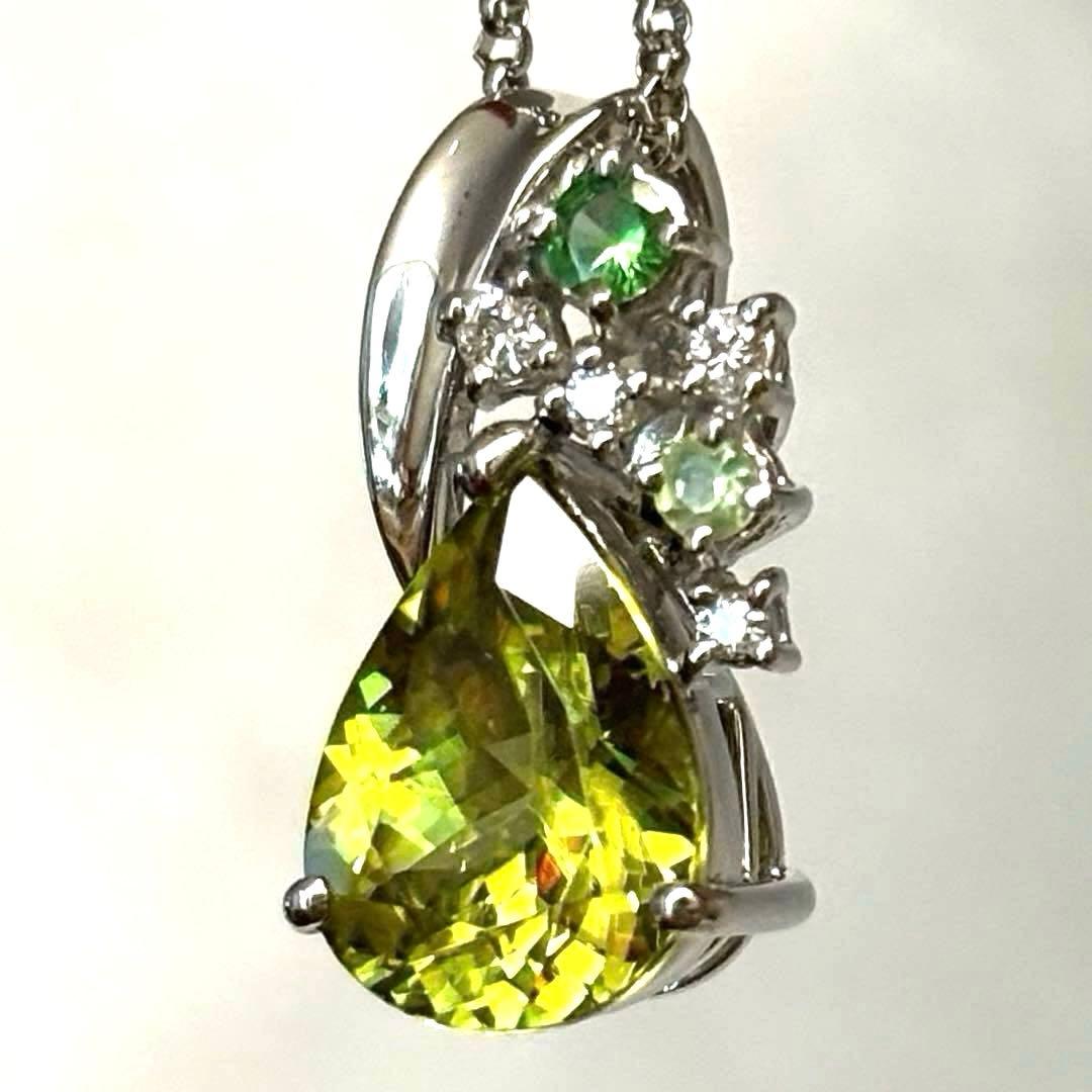 Hana スフェーン 2.92ct ペンダント トップ ダイヤ K18WG