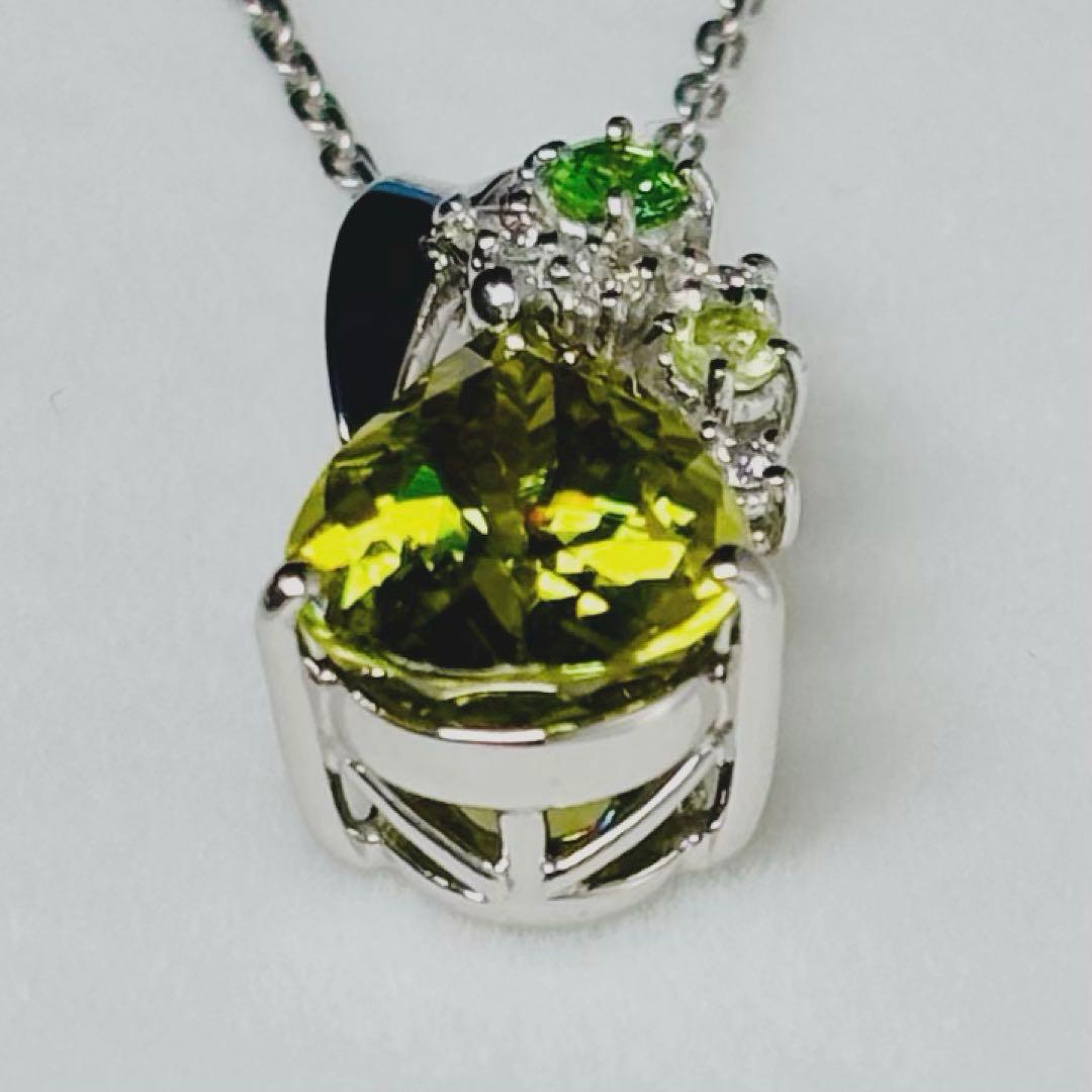 Hana スフェーン 2.92ct ペンダント トップ ダイヤ K18WG